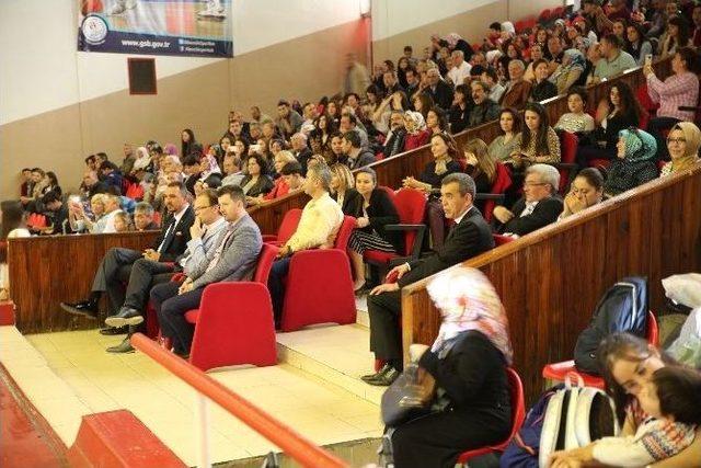 Gen&ccedil; Ufuk Lisesi&rsquo;nde İlk Mezuniyet Heyecanı 1