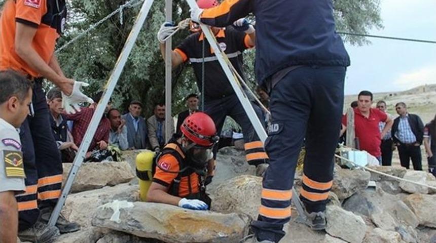 Kuyuya D&uuml;şen Kadın Hayatını Kaybetti