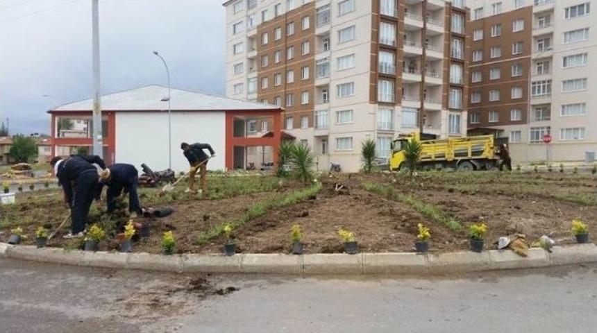 Seydişehir&rsquo;in Caddeleri &Ccedil;i&ccedil;ek Bah&ccedil;elerine D&ouml;n&uuml;yor