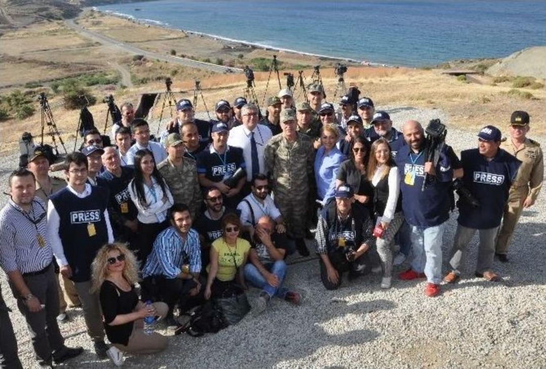 Efes Tatbikatında G&ouml;vde G&ouml;sterisi