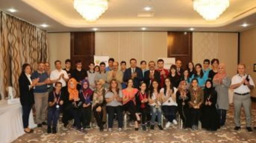 &Ccedil;evrenin Galipleri Belli Oldu