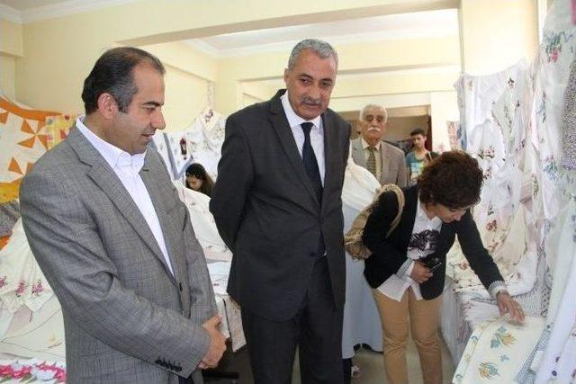 Mehmek Akif İnan Okulu&rsquo;ndan Kermes Ve Yılsonu Sergisi 1