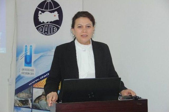 Elazığ’da Dış Ticaret Bilgilendirme Semineri Verildi