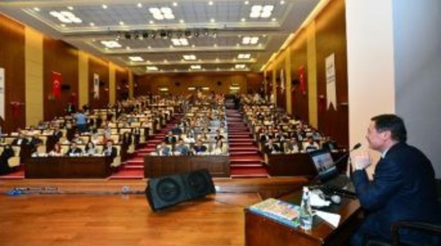 Başkan G&ouml;k&ccedil;ek, Gen&ccedil;lerle 4. Kez Bir Araya Geldi