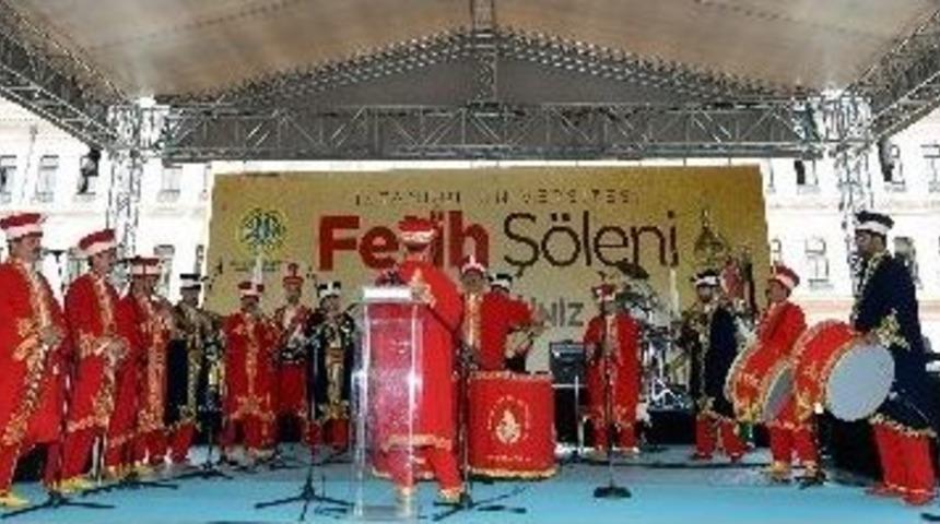 İstanbul &Uuml;niversitesi Kuruluşunun 563. Yılını Kutladı