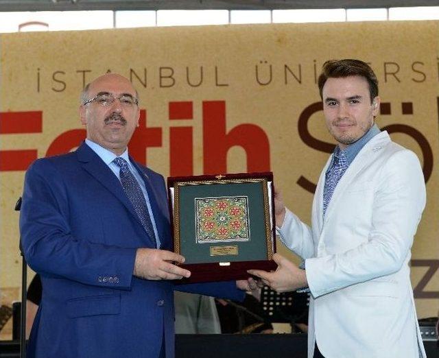 İstanbul &Uuml;niversitesi Kuruluşunun 563. Yılını Kutladı 2