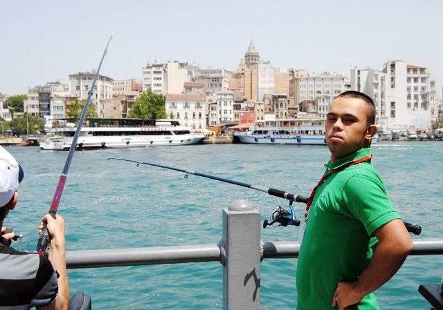 Engelliler Balık Tutma Şenliğinde 3