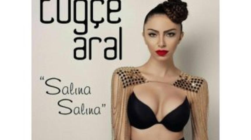 &Uuml;nl&uuml; Manken Tuğ&ccedil;e Aral İlk Single&rsquo;ı &Ccedil;ıkarttı