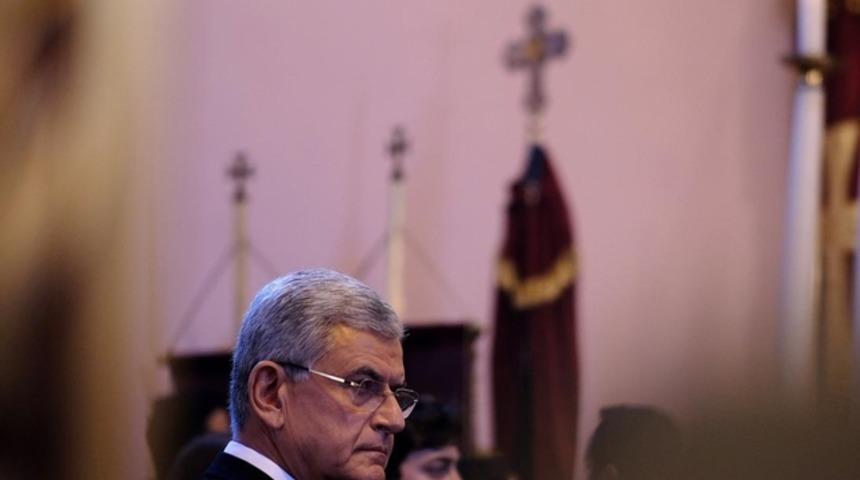 Ermeni Kilisesinde bir ilk