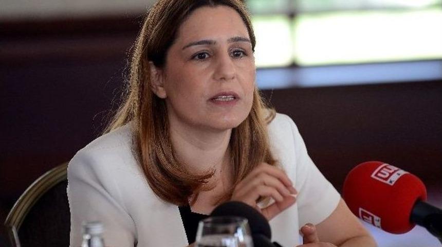 T&uuml;rk Tıbbi Onkoloji Derneği Genel Sekreteri Ulu&ccedil;: &rsquo;&rsquo;t&uuml;t&uuml;n, Kanserle Beraber Bir&ccedil;ok Hastalığın Sebebi&rsquo;&rsquo;