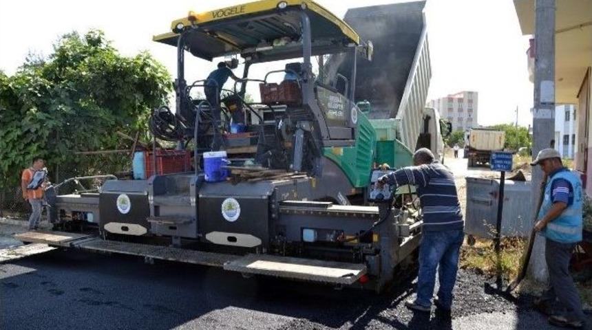 Erdemli&rsquo;de Asfalt &Ccedil;alışmaları Devam Ediyor