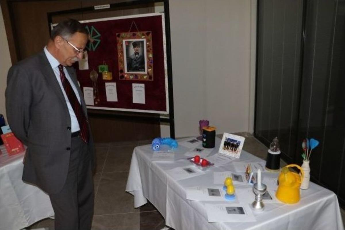 Evsel Atıklar Miniklerin Elinde Sanata D&ouml;n&uuml;şt&uuml;