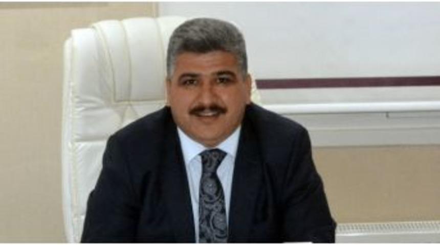 &Ccedil;etin: "şampuanı Trabzon Ekmeğine S&uuml;r&uuml;p Yiyoruz"