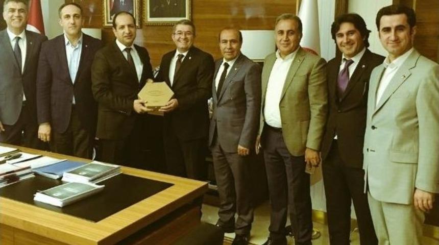 Van Tso&rsquo;dan Bakan Yardımcısı &Ccedil;ift&ccedil;i&rsquo;ye Ziyaret