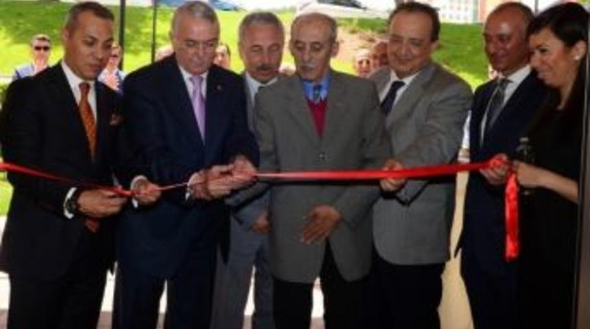 Vakıfbank Esog&uuml; Bağlı Şubesi T&ouml;renle Hizmete Girdi