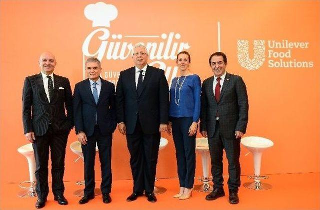 “güvenilir Eller Projesinde Hedef 3 Yılda 30 Bin Şefe Gıda Güvenliği Sertifikası”