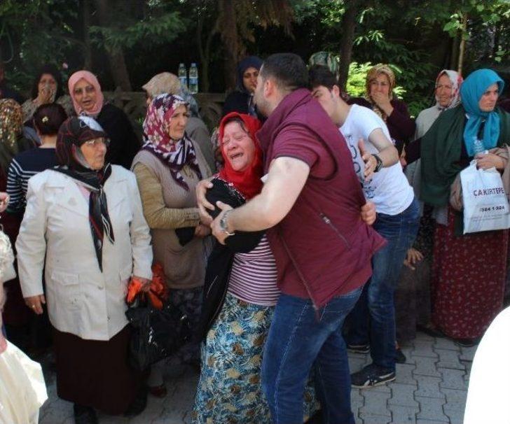 Yeni Evli Genç Kendini Astı G5