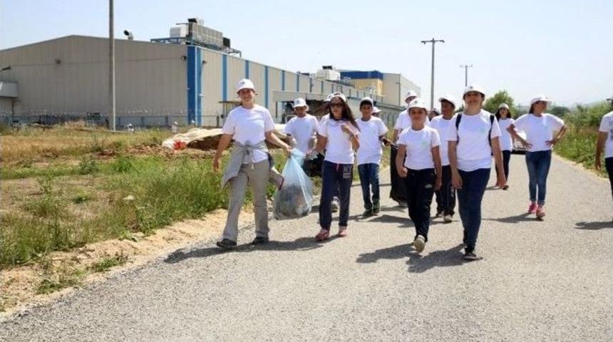 Öğrencilerden Örnek Davranış