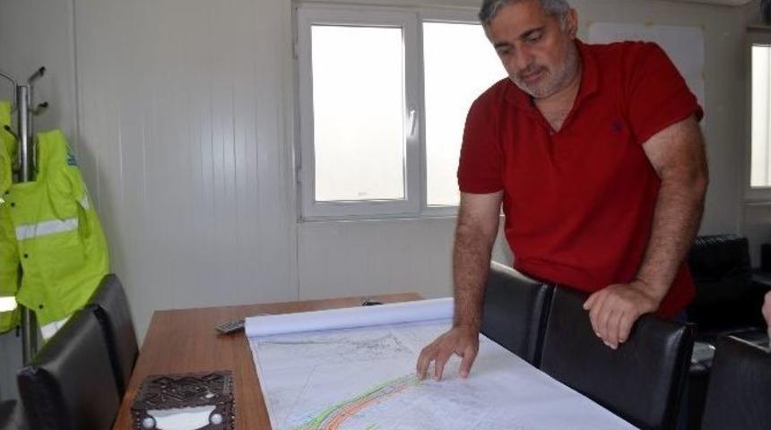 K&ouml;pr&uuml;l&uuml; Kavşak Bayrama Yetişecek