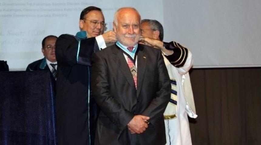 Bau Tıp Bilim Nişanı Prof. Dr. Theo Seiler&rsquo;a Verildi