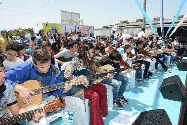 Geleceğin Müzisyenleri ‘sevgi Akademisi’nde Yetişiyor