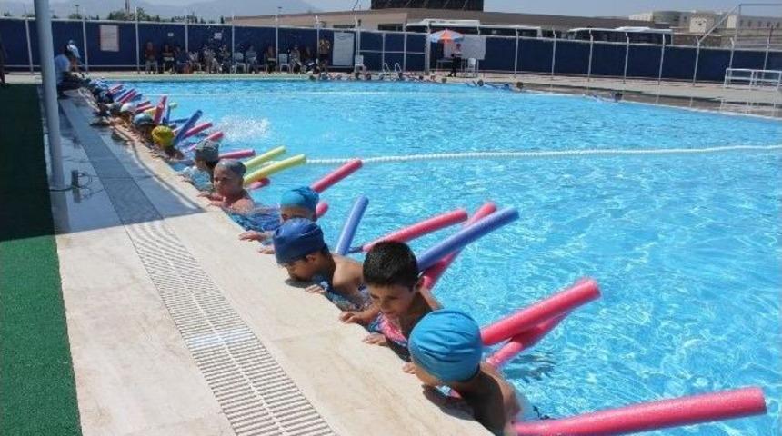 Turgutlu&rsquo;da Yaz Spor Okulları Yoğun İlgi G&ouml;r&uuml;yor