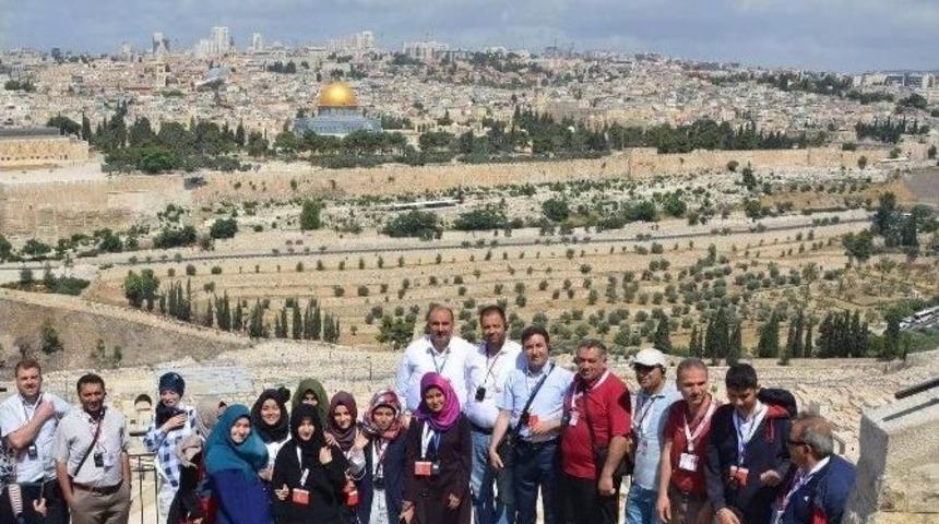 Dereceye Giren &Ouml;ğrenciler Kud&uuml;s Gezisi İle &Ouml;d&uuml;llendirildi