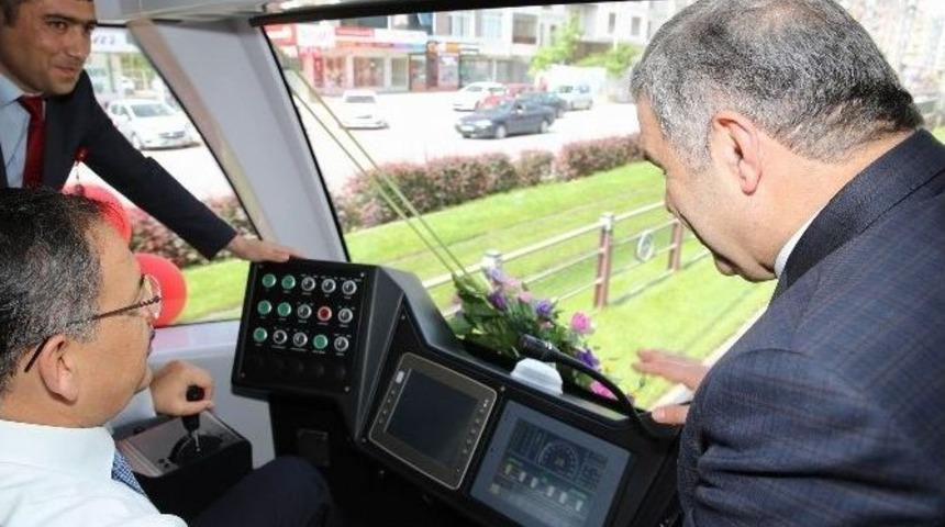 Başkanlıkta Sipariş Verdi, Bakanlıkta Test Etti