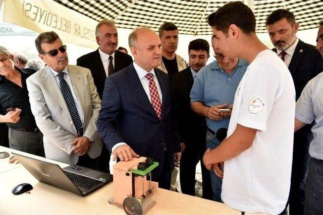 Meslek Lisesi &Ouml;ğrencilerinin Proje Sergisini Vali &Ccedil;akacak A&ccedil;tı 1