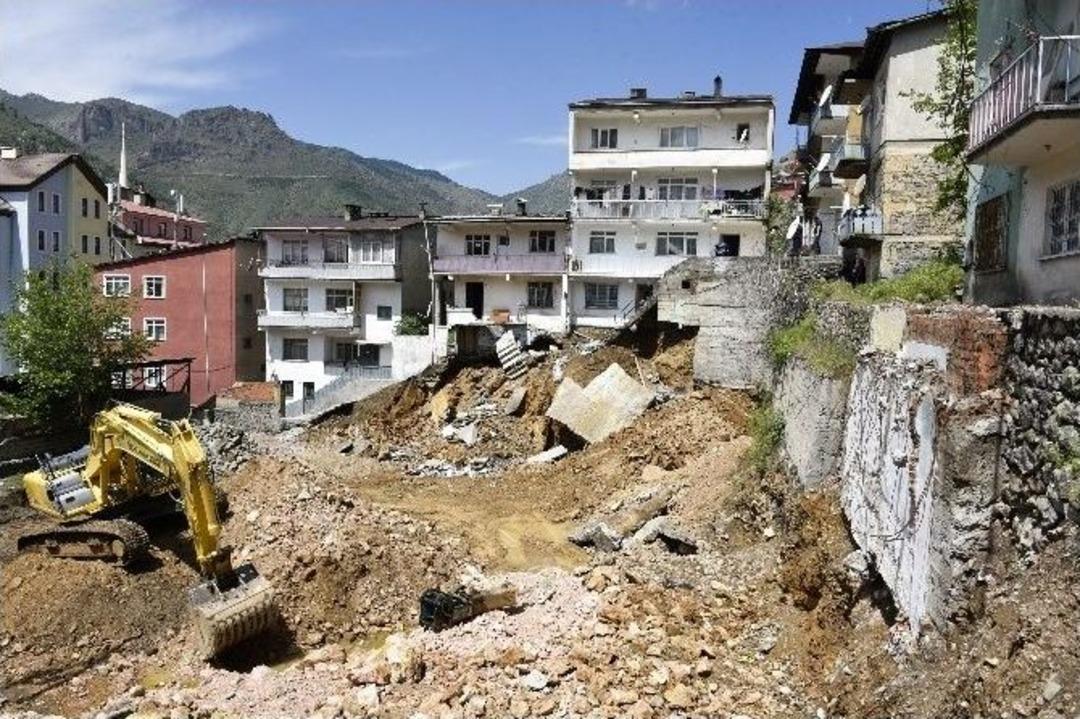 G&uuml;m&uuml;şhane&rsquo;de Faciaya Ramak Kala