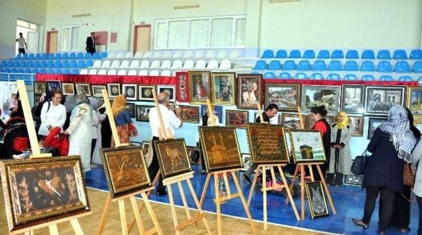 Ak&ccedil;akale Halk Eğitiminden Muhteşem Sergi