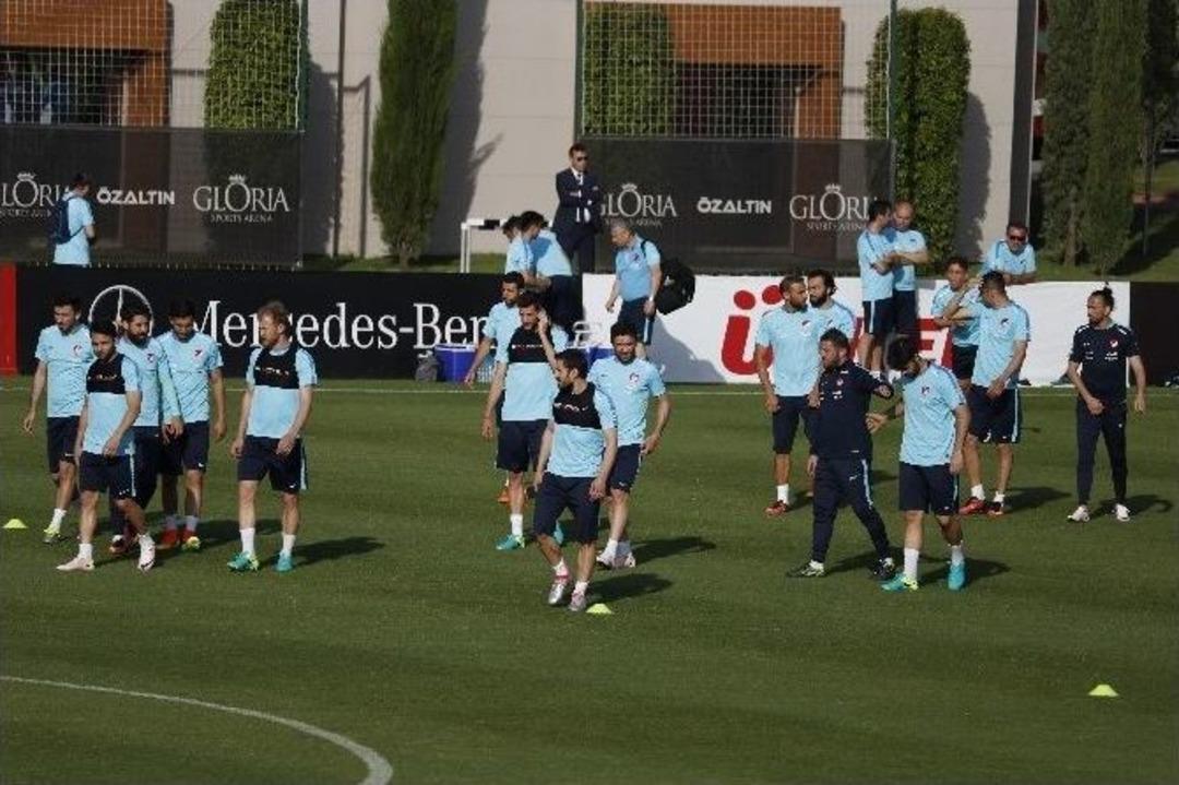 A Milli Futbol Takımı Slovenya Ma&ccedil;ı Hazırlıklarını S&uuml;rd&uuml;rd&uuml;
