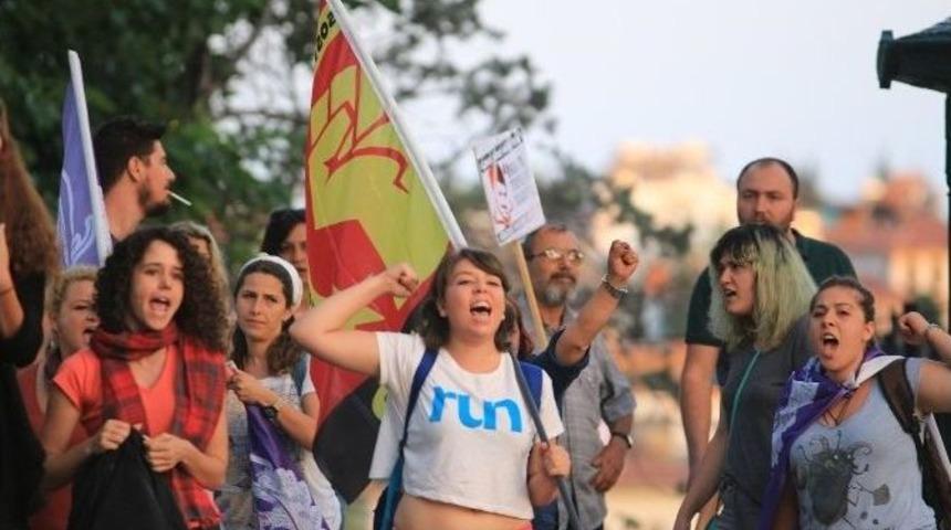 Antalya&rsquo;da &rsquo;gezi&rsquo; Eyleminde Gerginlik