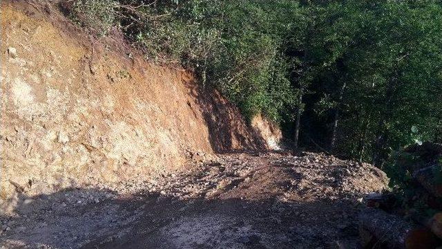 Kendi Yolunu Kendisi Yapan Rizeli’nin Sesini Hayırsever Bir Vatandaş Duydu