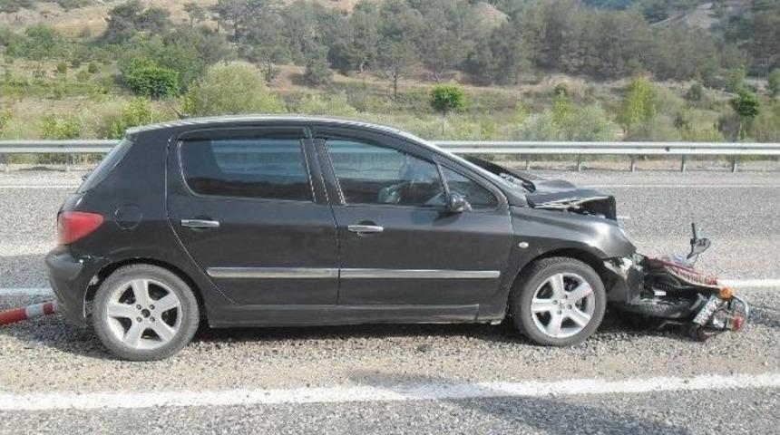 Otomobil İle Motosiklet &Ccedil;arpıştı