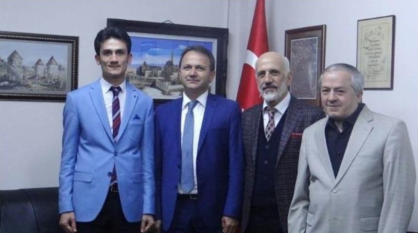 Tyb Erzurum Şubesi, T&uuml;retken Ve Sakaoğlu&rsquo;nu Konuk Etti