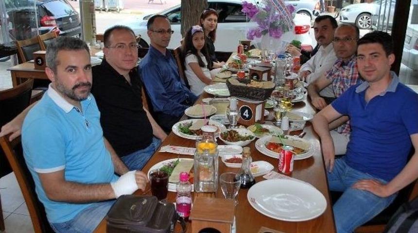 Malm&uuml;d&uuml;r&uuml; Bilgili, Salihli&rsquo;ye Veda Etti