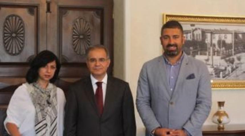 Vali Tapsız, Abd&rsquo;deki The Tahrir Instute Başkanı Dr. Nancy Okail&rsquo;i Kabul Etti