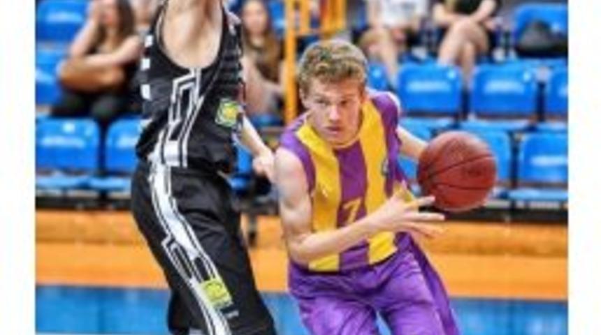 Nil&uuml;fer&rsquo;in Yıldızları Polonya&rsquo;dan G&uuml;m&uuml;ş Madalya İle D&ouml;nd&uuml;