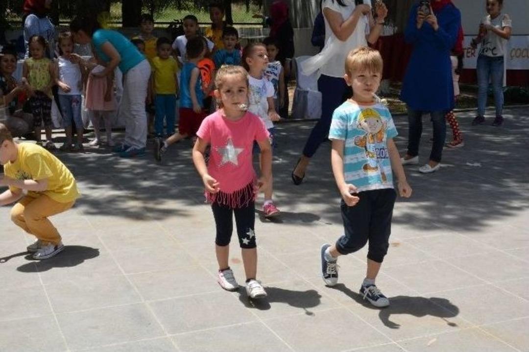 Hem Minikler Eğlendi Hem Veliler