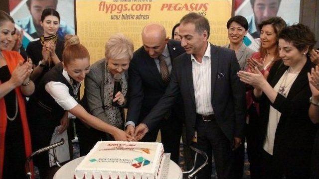 Pegasus Hava Yolları Ve Hasan Kalyoncu Üniversitesi’nin Kabin Memurluğu Eğitimi Programı İlk Mezunlarını Verdi