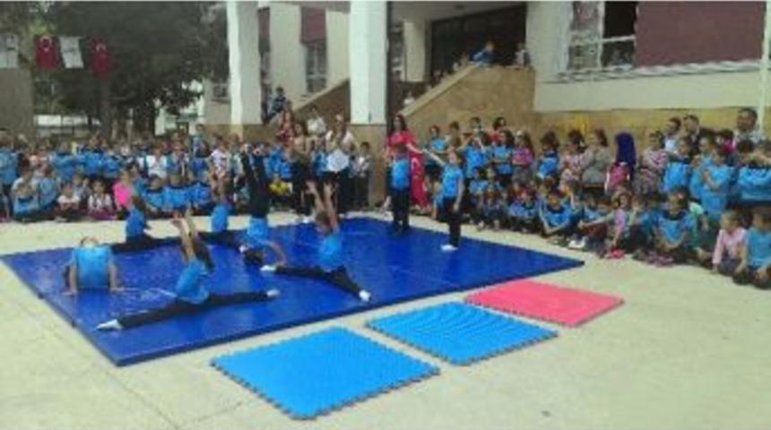 Kocaeli B&uuml;y&uuml;kşehir&rsquo;e &Uuml;cretsiz Spor Okulları Teşekk&uuml;r&uuml;