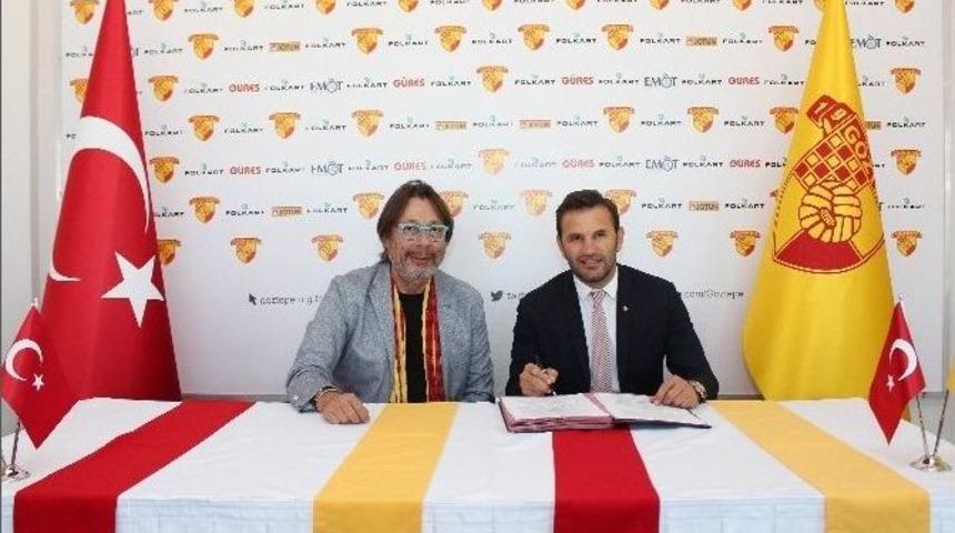 G&ouml;ztepe Okan Buruk&rsquo;a Emanet