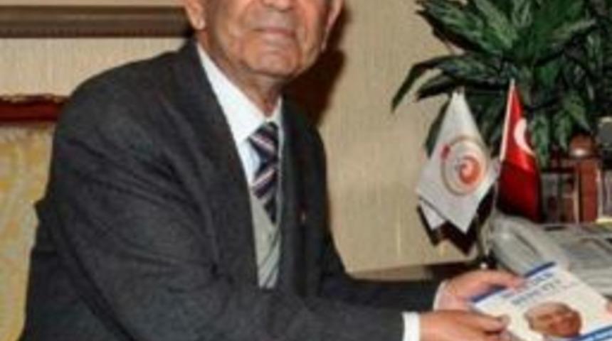 Antalya Eski Milletvekili Fahri &Ouml;z&ccedil;elik Hayatını Kaybetti