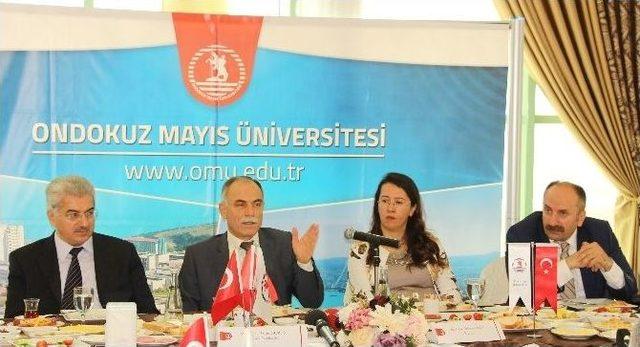 Rektör Akan 8 Yılını Anlattı