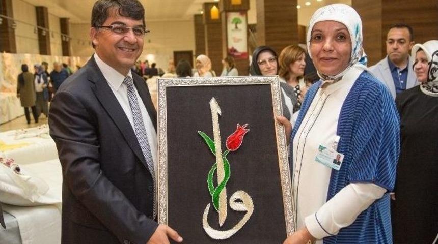 Şehitkamilli Hanım Ve &Ccedil;ocukların Eserleri Sergiledi