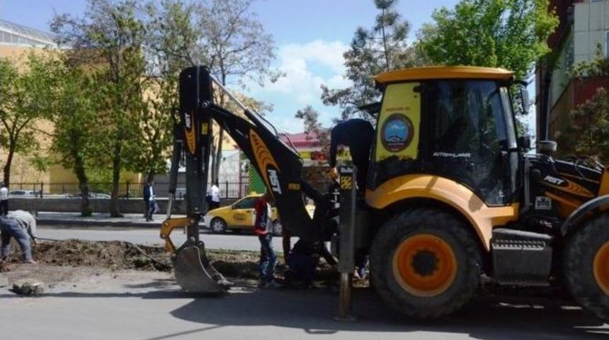 Ağrı Belediyesi&rsquo;nden Peyzaj Ve Ref&uuml;j &Ccedil;alışması