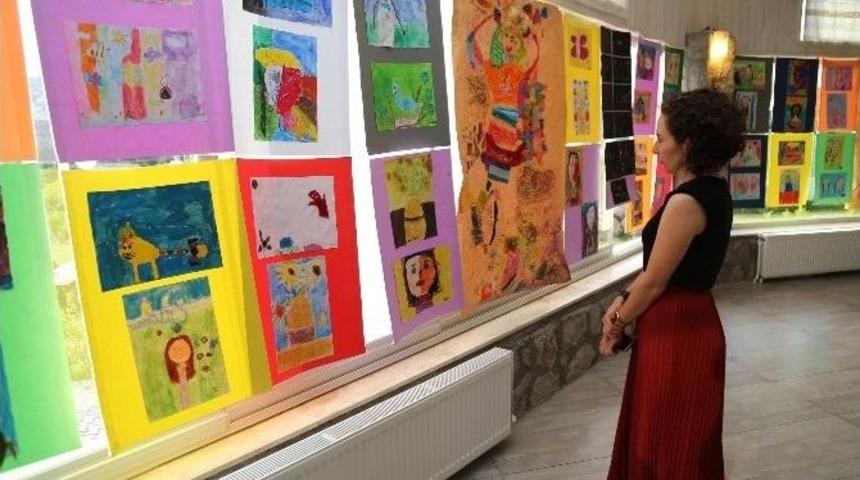 Bodrum&rsquo;da K&uuml;&ccedil;&uuml;k Ellerden Resim Sergisi