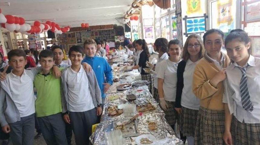 Bolvadin Hasan Gemici Ortaokulunda Yıl Sonu Kermesi