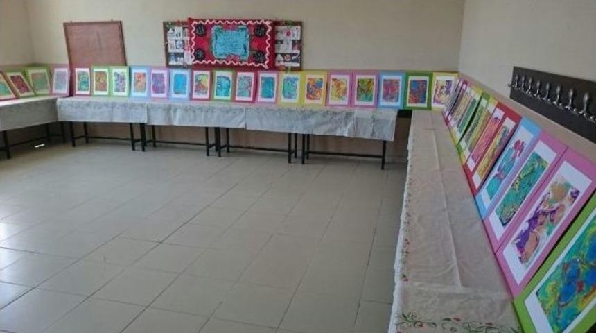 Adilcevaz&rsquo;da T&uuml;rk El Sanatları Sergisi A&ccedil;ıldı